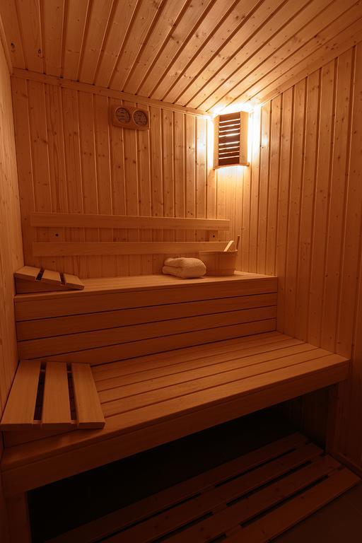 Family Hotel Relaxa サパレヴァ・バニャ エクステリア 写真